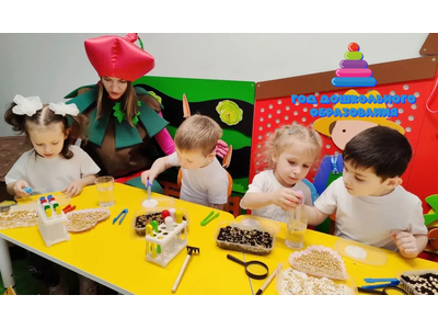 «От зёрнышка до хлебушка»: юные краснояружцы проводят первые эксперименты с зерном